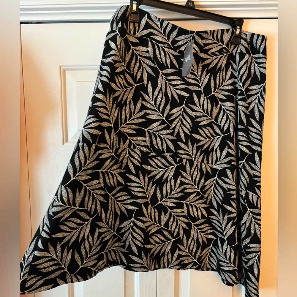 J. Jill Black and White Leaf Asymmetrical Skirt - Picture 2 of 3